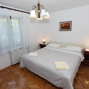 Lara , Rovinj Horvátország